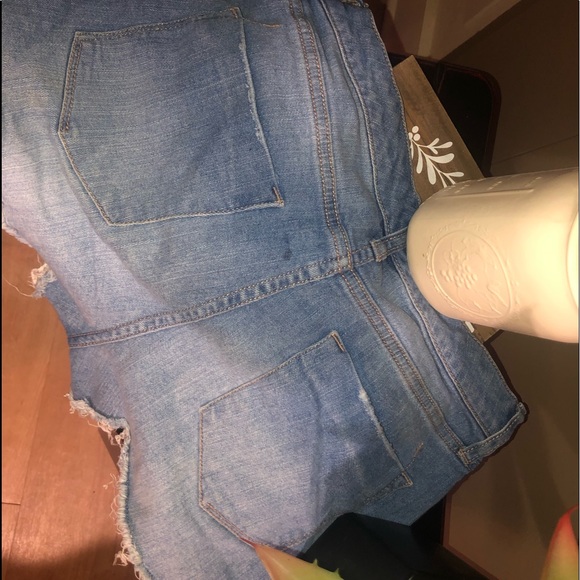 Denim distressed shorts - Picture 2 of 2